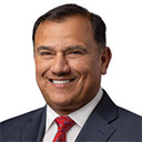 [MISSING IMAGE: ph_dennisvarriola-4c.jpg]