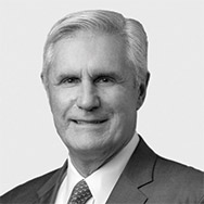 [MISSING IMAGE: ph_timothyaleachgray-bw.jpg]