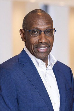 [MISSING IMAGE: ph_byronbostonbg-pnlr.jpg]