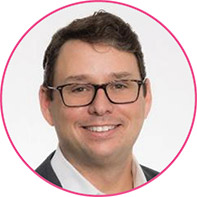 [MISSING IMAGE: ph_patrickwmackenlg-4clr.jpg]