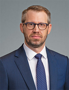 [MISSING IMAGE: ph_caseydonohue-4c.jpg]